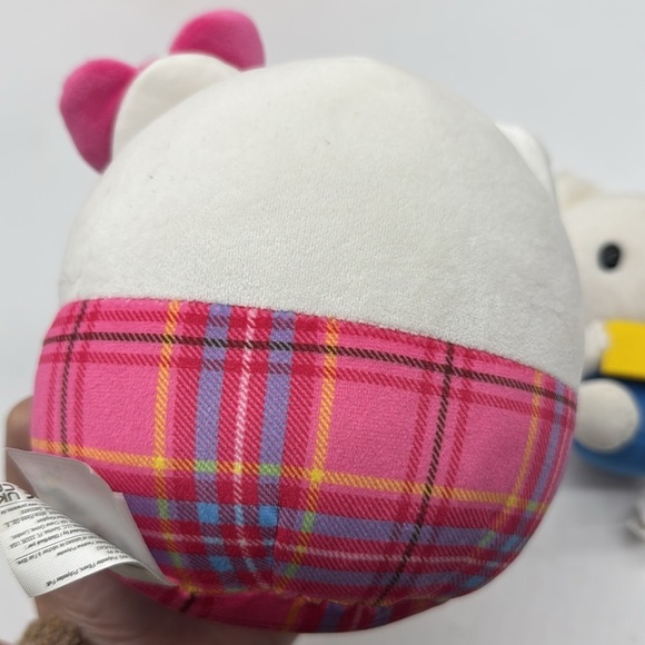 Hello Kitty Squish Mallow and Small cat reading book = Lot of 2 - Picture 3 of 11